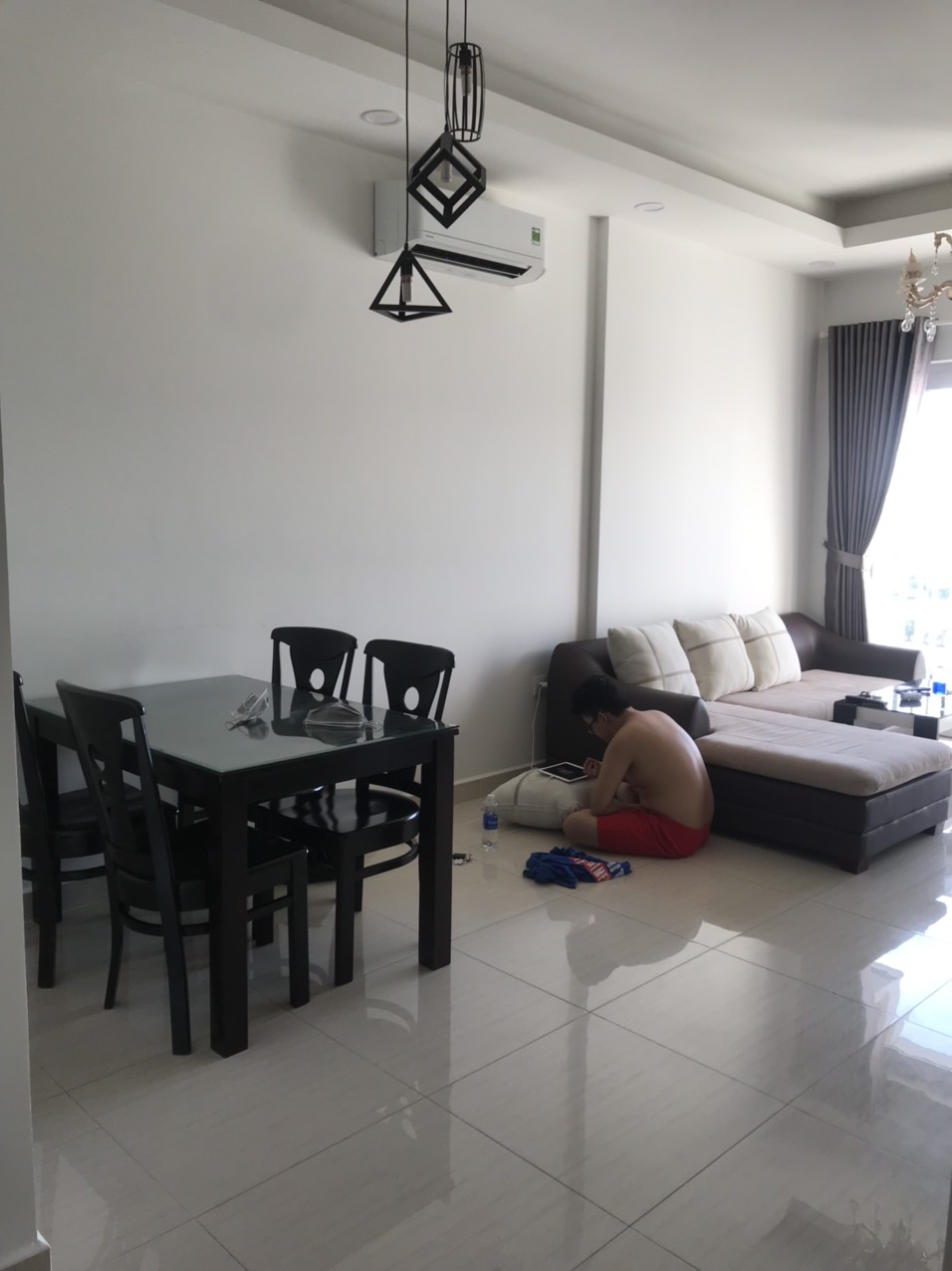 Cho thuê căn góc 2pn 2wc 2 ban công 78m full nội thất 11 triệu/tháng - Moonlight Boulevard 510 Kinh Dương Vương.