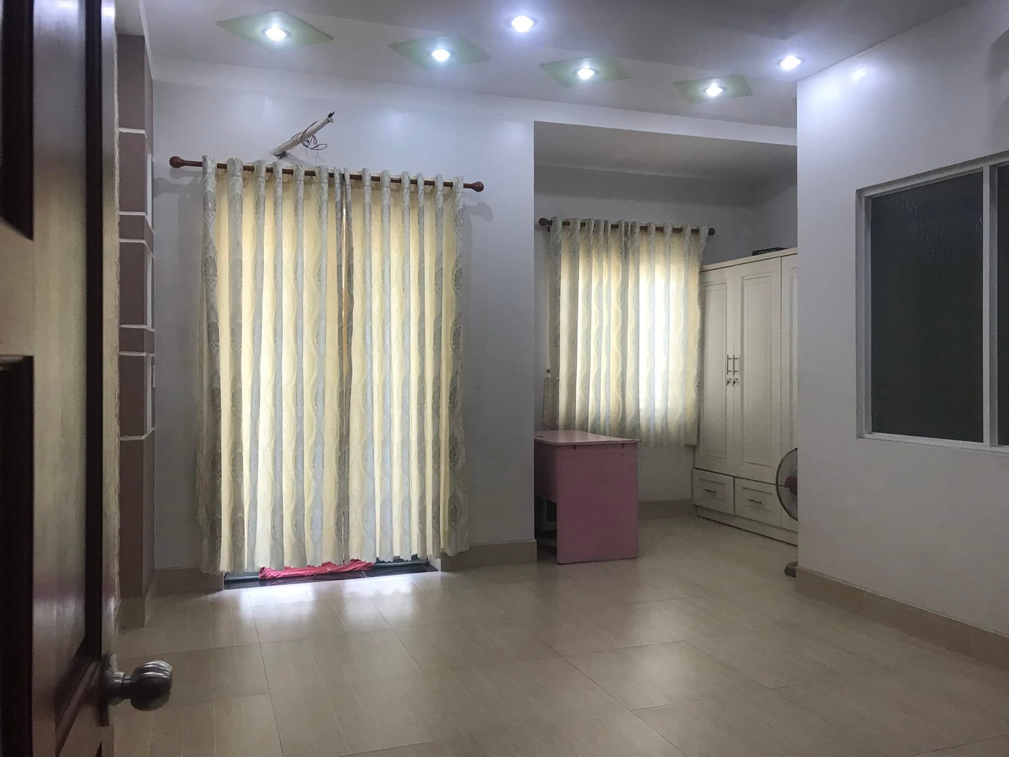 Bán nhà xe hơi vào , 4 tầng , trung tâm quận 7, Hoàng Quốc Việt, Quận 7, nhỉnh 10 tỷ