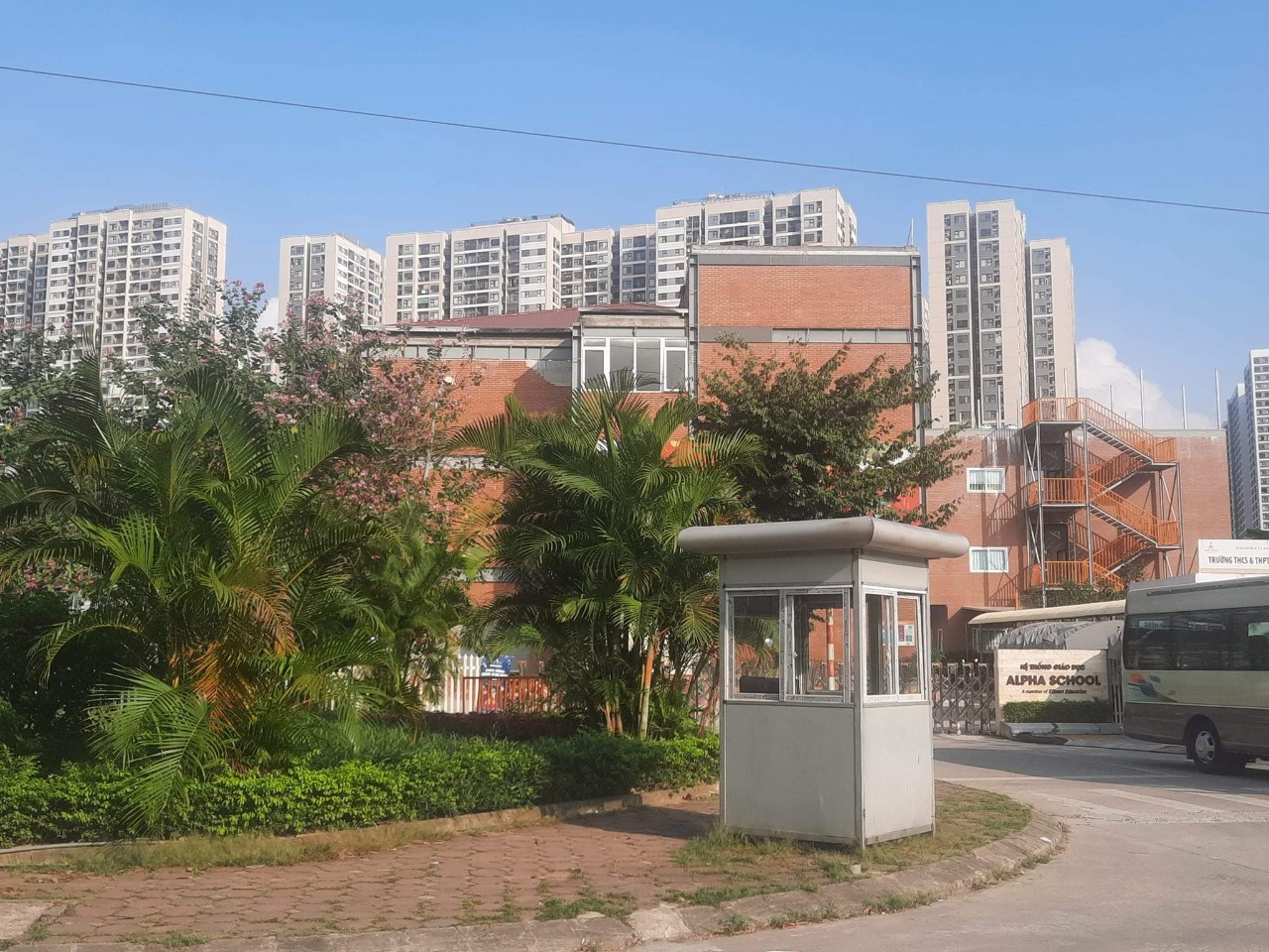 Bán Biệt thự, liền kề khu A Geleximco Lê Trọng Tấn-Hà Đông-15 tỷ-120m-4 tầng hoàn thiện-rẻ