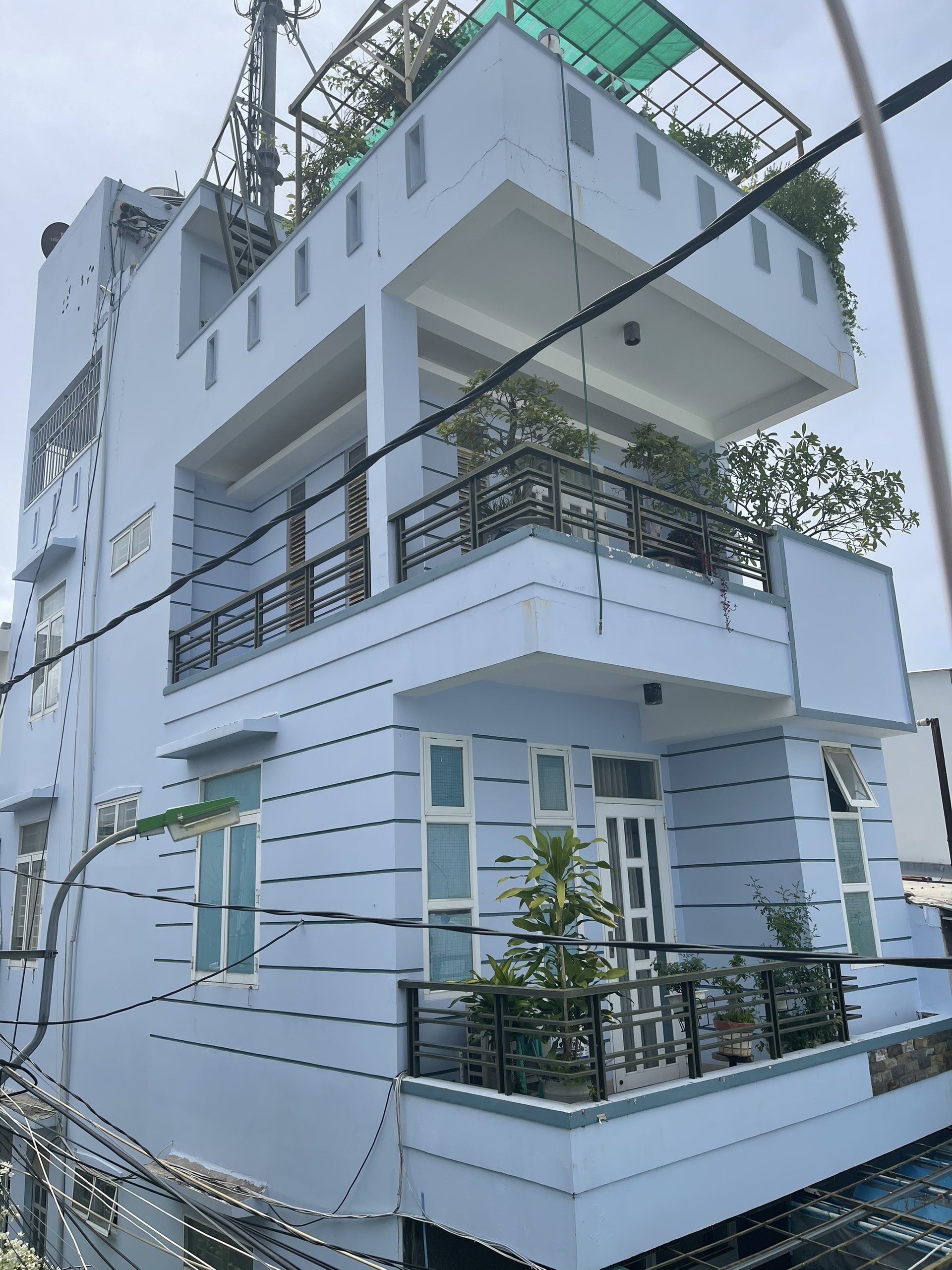 CHÍNH CHỦ CẦN BÁN GẤP NHÀ 3 TẦNG NGAY TRUNG TÂM THÀNH PHỐ NHA TRANG.