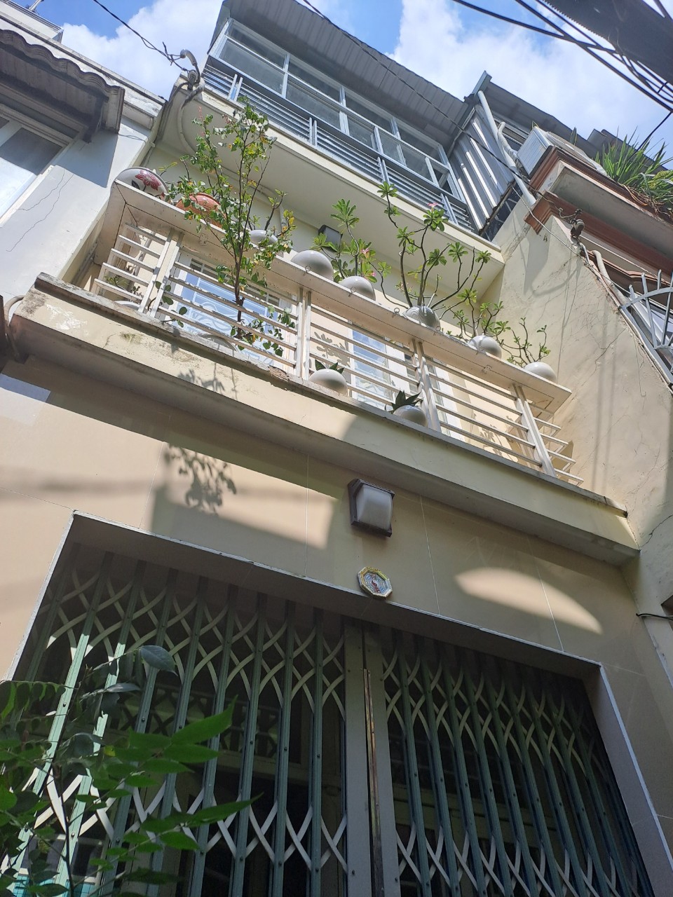 QUẬN 5 - TRẦN HƯNG ĐẠO - 8M RA HẺM Ô TÔ – 72M2 SD - NHỈNH 4 TỶ.