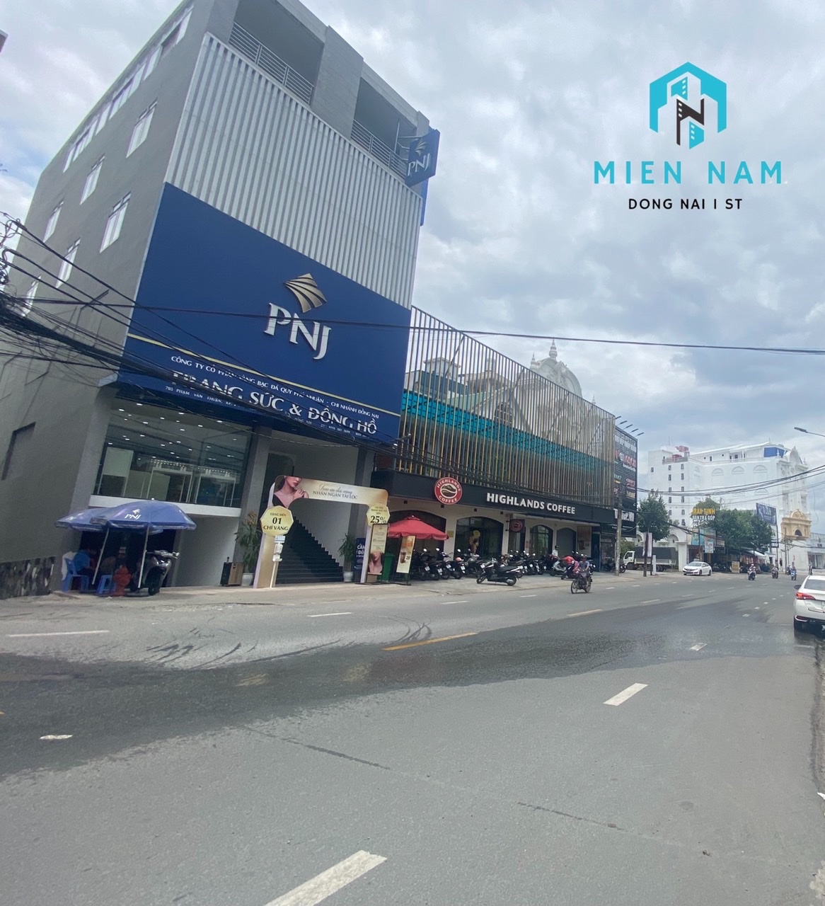 Cho thuê góc mặt tiền 8x20 Phạm Văn Thuận, Biên Hoà