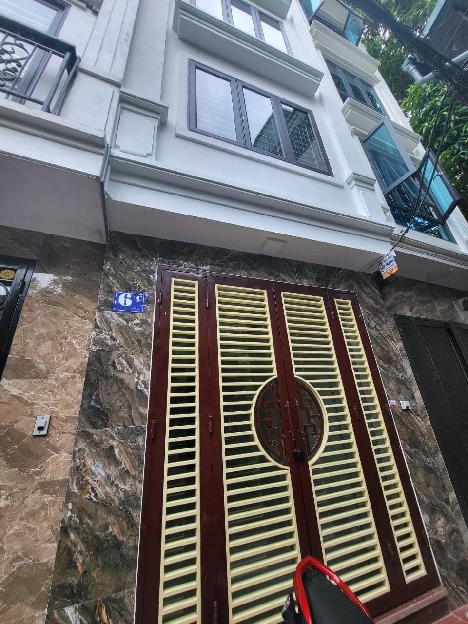 CẦN BÁN GẤP NHÀ 4 TẦNG MỚI XÂY 38M2 SỔ ĐỎ SẴN TẠI HOÀNG MAI - HÀ NỘI