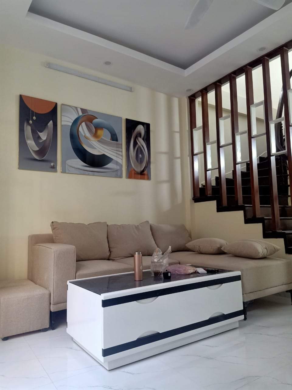 Nhà đẹp lô góc ngõ ô tô 4 chỗ thông kinh doanh tại đường Kim Giang, P. Đại Kim