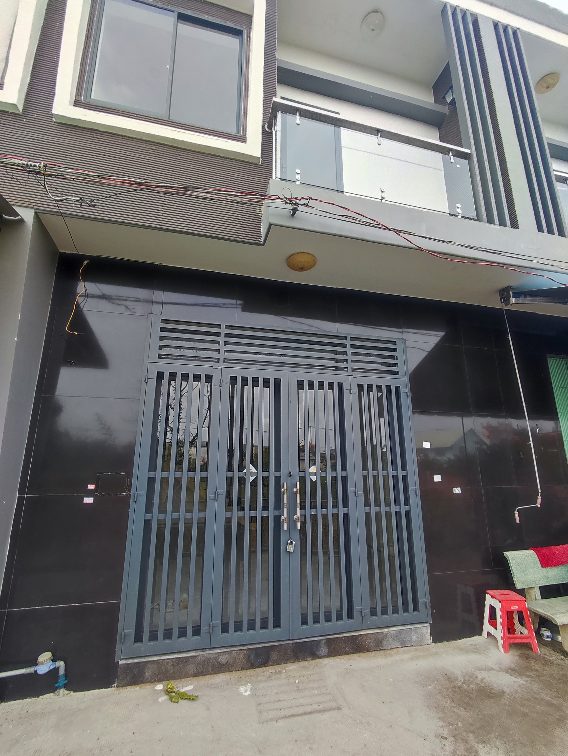 bán nhà đẹp ở liền sát dự án the sol city, 70m2 , chỉ hơn 1 tỷ