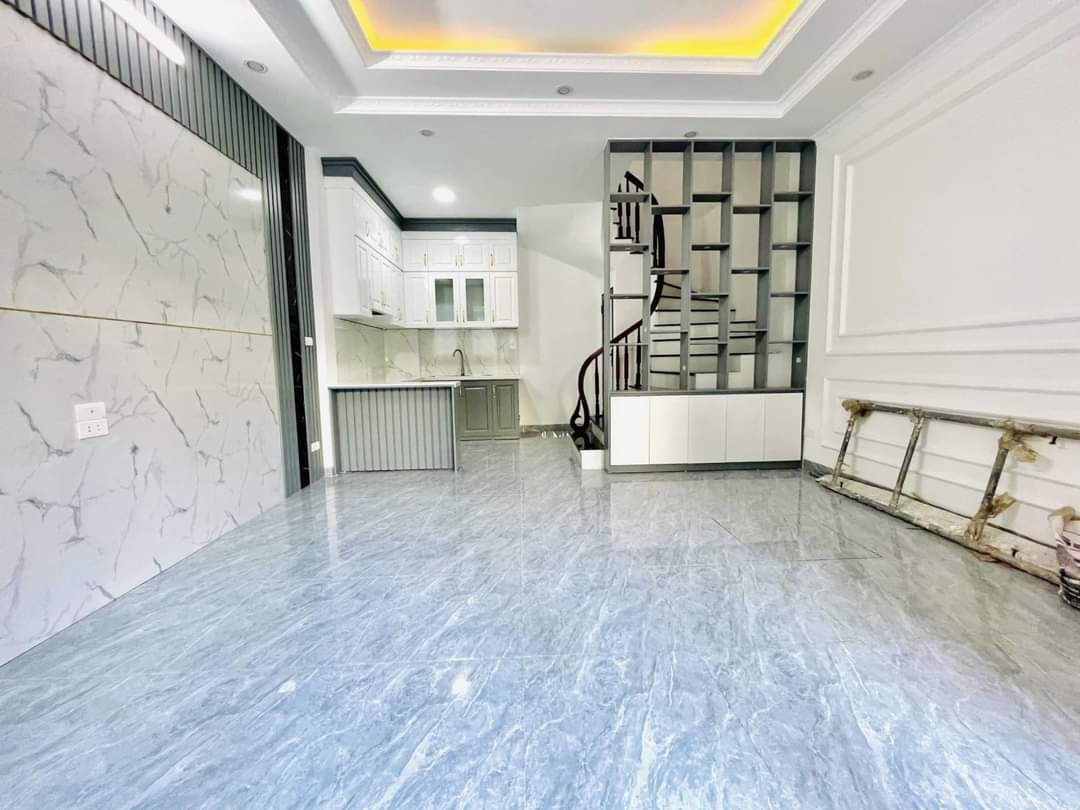 Bán Nhà Đẹp Phố Mai Phúc, Phúc Đồng, Long Biên 33m2, 5T chỉ 3,1 tỷ