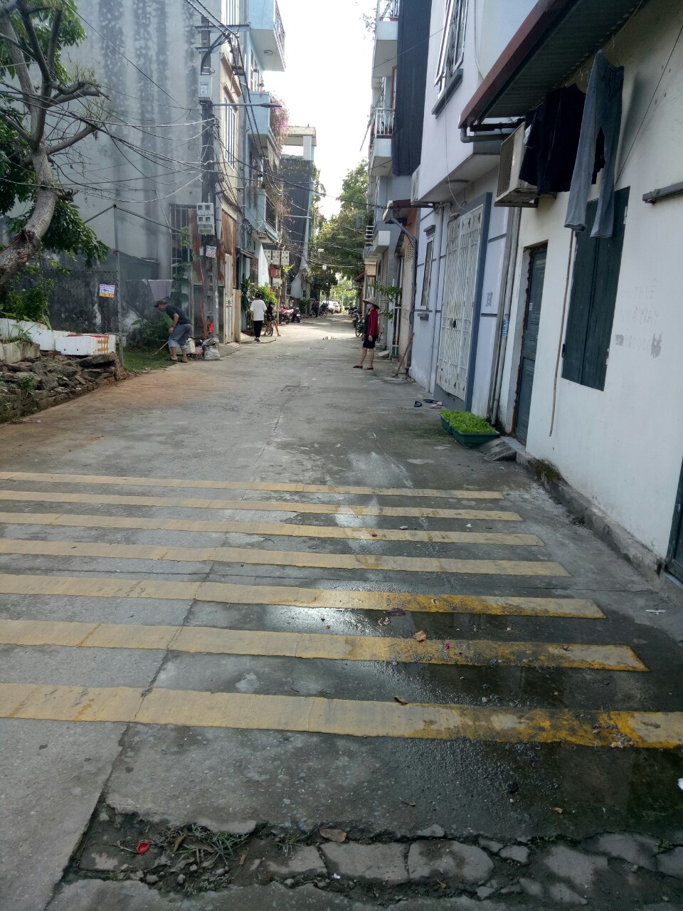 Cần bán đất - Tặng nhà cấp 4 - Bắc Từ Liêm giá chỉ 1,8 Tỷ ( Có Thương Lượng ) Diện tích sử dụng 32m2