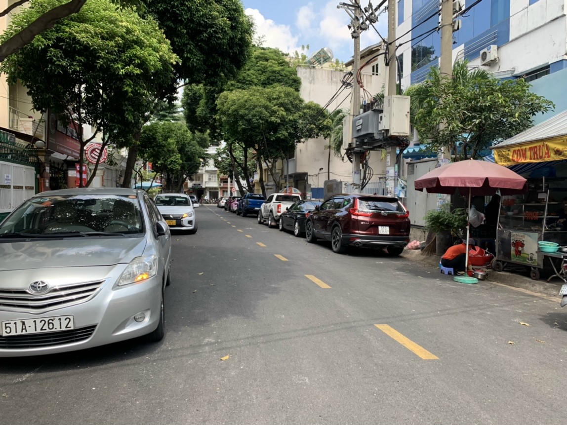 Bán nhà 2MT Lý Văn Phức Tân Định Q1 4x14 giá rẻ 16 tỷ