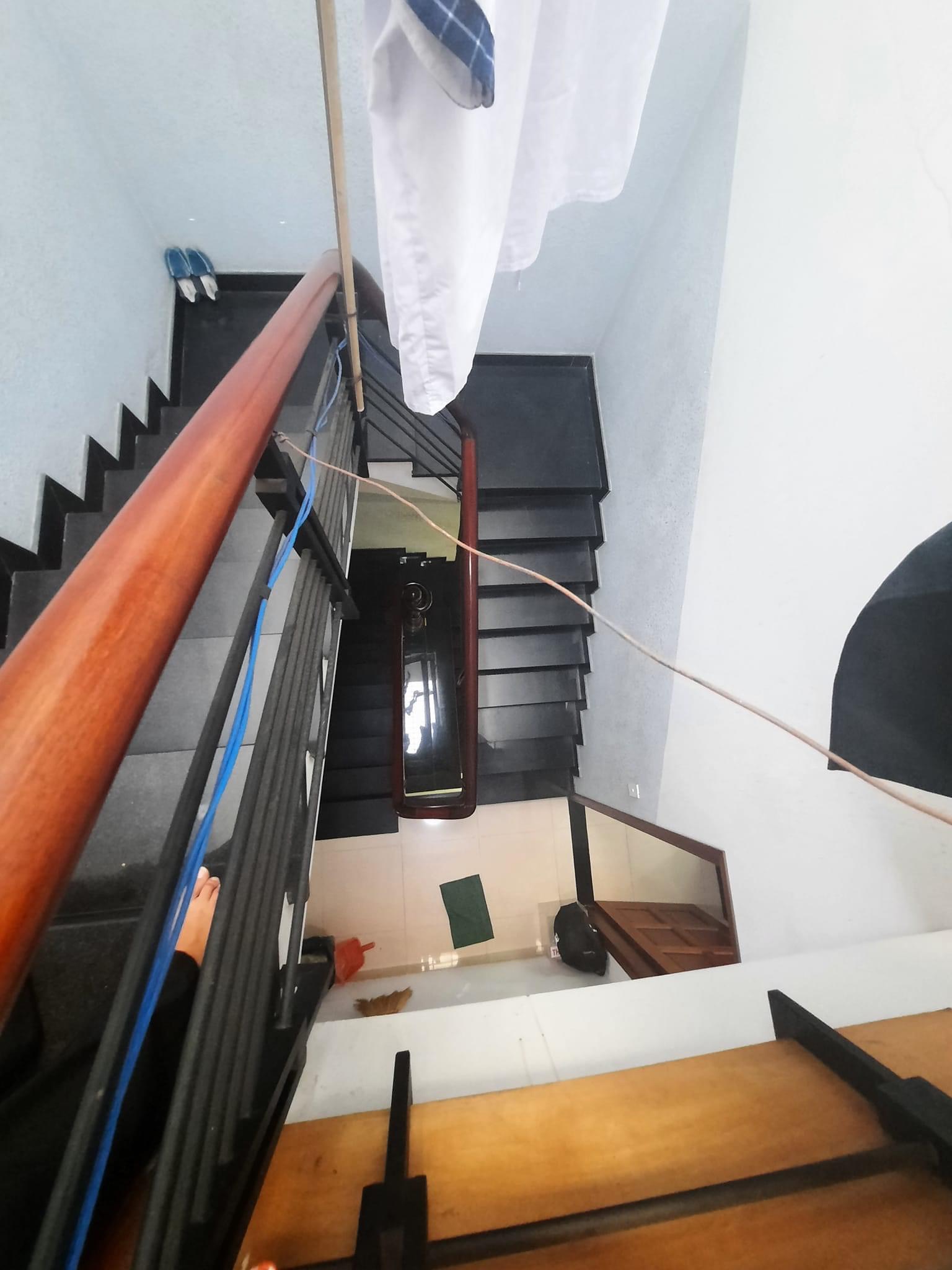 BÁN NHÀ Mặt Tiền Đường Số 41, Tân Quy, 3 Tầng, 4 PN, 4 WC ,Quận 7