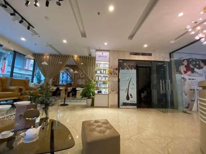 GIA ĐÌNH CẦN BÁN NHÀ MẶT PHỐ TÂY SƠN,LÔ GÓC,KD ĐỈNH,130M,MT 7.2,NHỈNH 35 TỶ