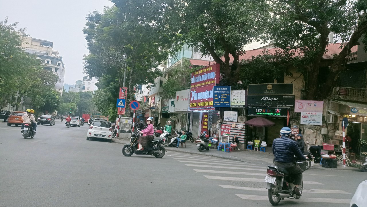 Mặt phố Bà Triệu 140m, 5 tầng, mặt tiền 5m, 78 tỷ thương lượng