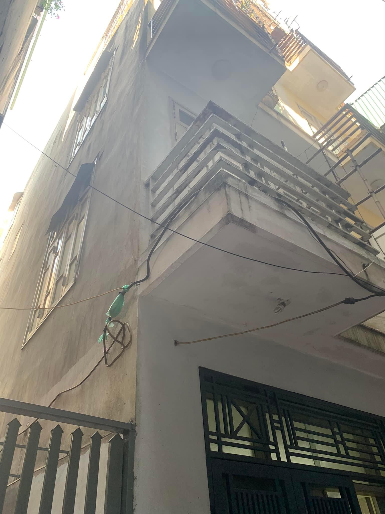 TÂY BA NHA! EM BÁN NHÀ TRƯƠNG ĐỊNH 31M2 4 TÀNG,LÔ GÓC 2 MẶT THOÁNG SÁNG, GẦN PHỐ NGÕ TO RỘNG SH QUAY ĐẦU CHỈ 3,2 TỶ TL