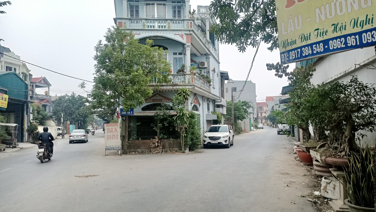 Bán đất Hoài Đức lô góc 2 mặt đường 12m, thuộc trục chính kinh doanh được , 20m ra đường LK2 rộng 24m