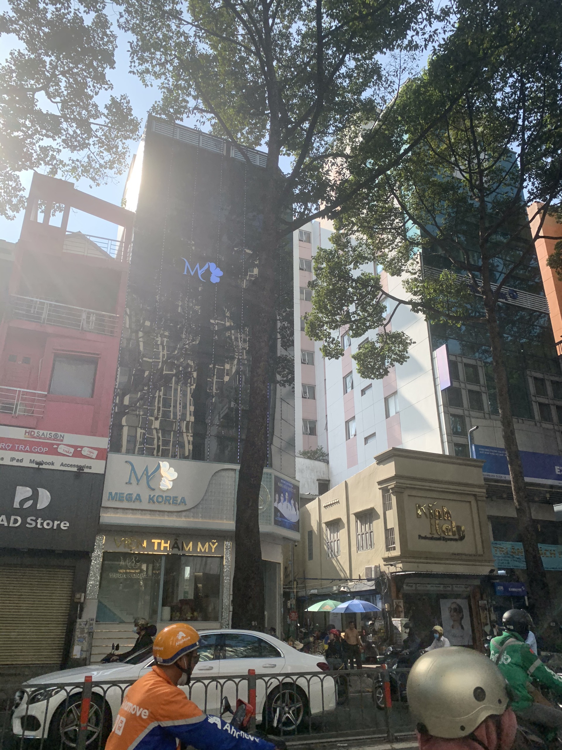 Cho thuê nhà số 376A đường Đường 3 Tháng 2, quận 10 giá thuê 50 triệu