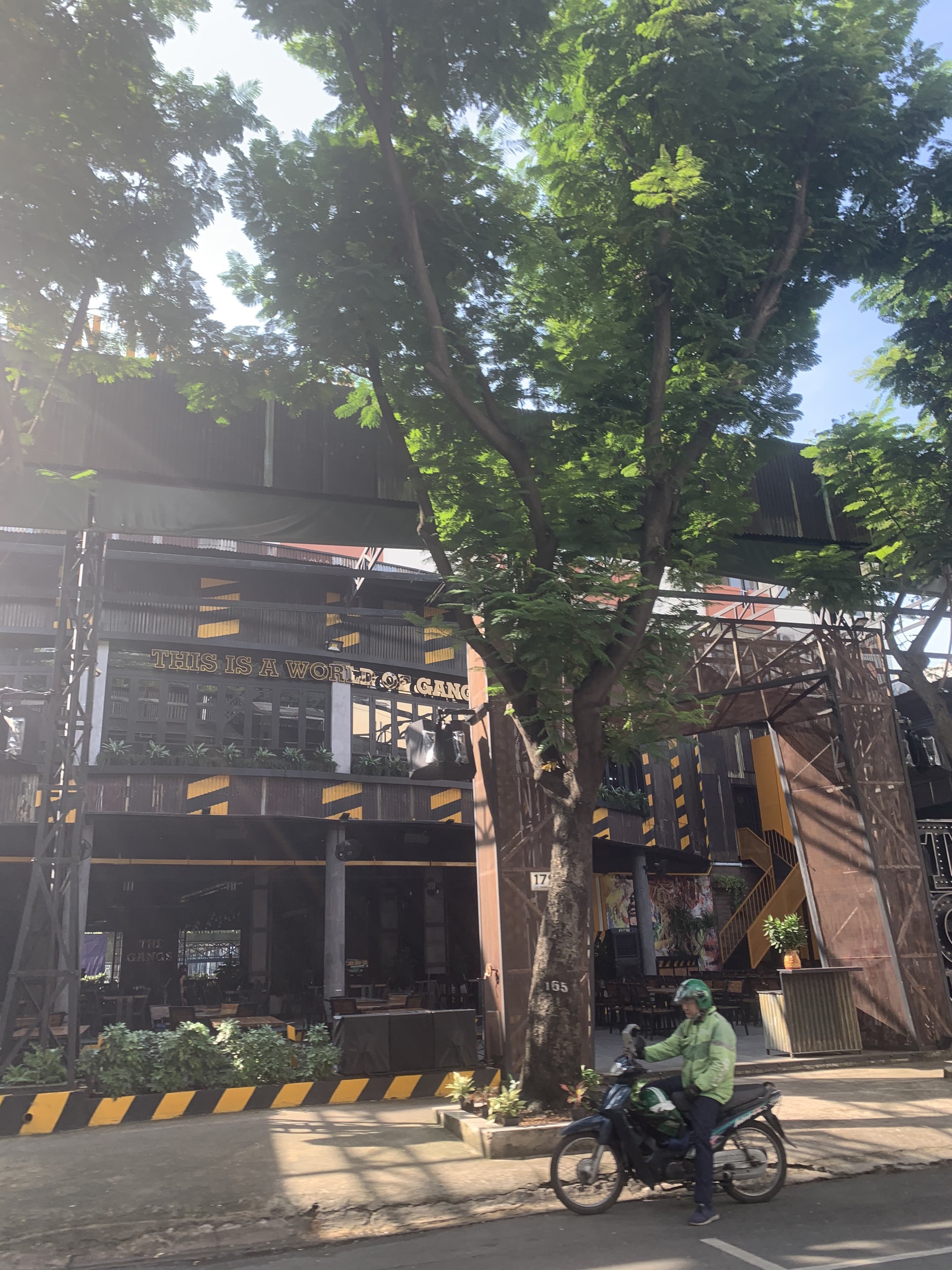 Chính chủ cho thuê nhà MT Cách Mạng Tháng 8 p13 quận 10. giá thuê 25 triệu