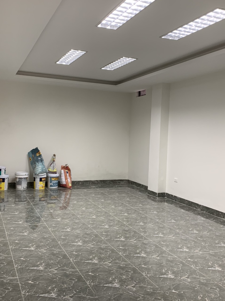 CHO THUÊ NHÀ LIỀN KỀ KĐT VĂN PHÚ HÀ ĐÔNG 90M GIÁ 25TR