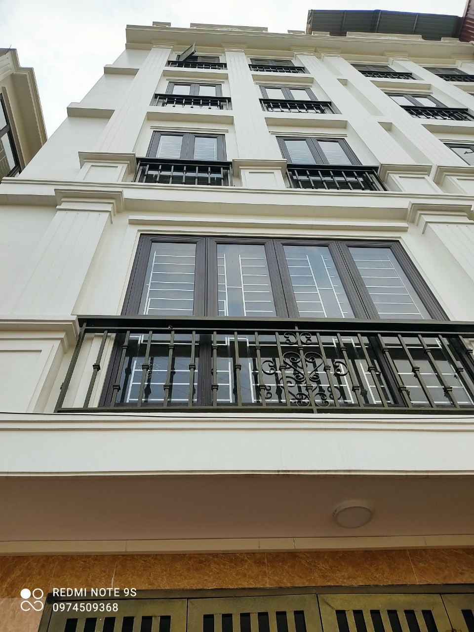 Siêu Hiếm, nhà 33m x 5 tầng gần BV đa khoa hà đông giá chỉ hơn 3 tỷ.