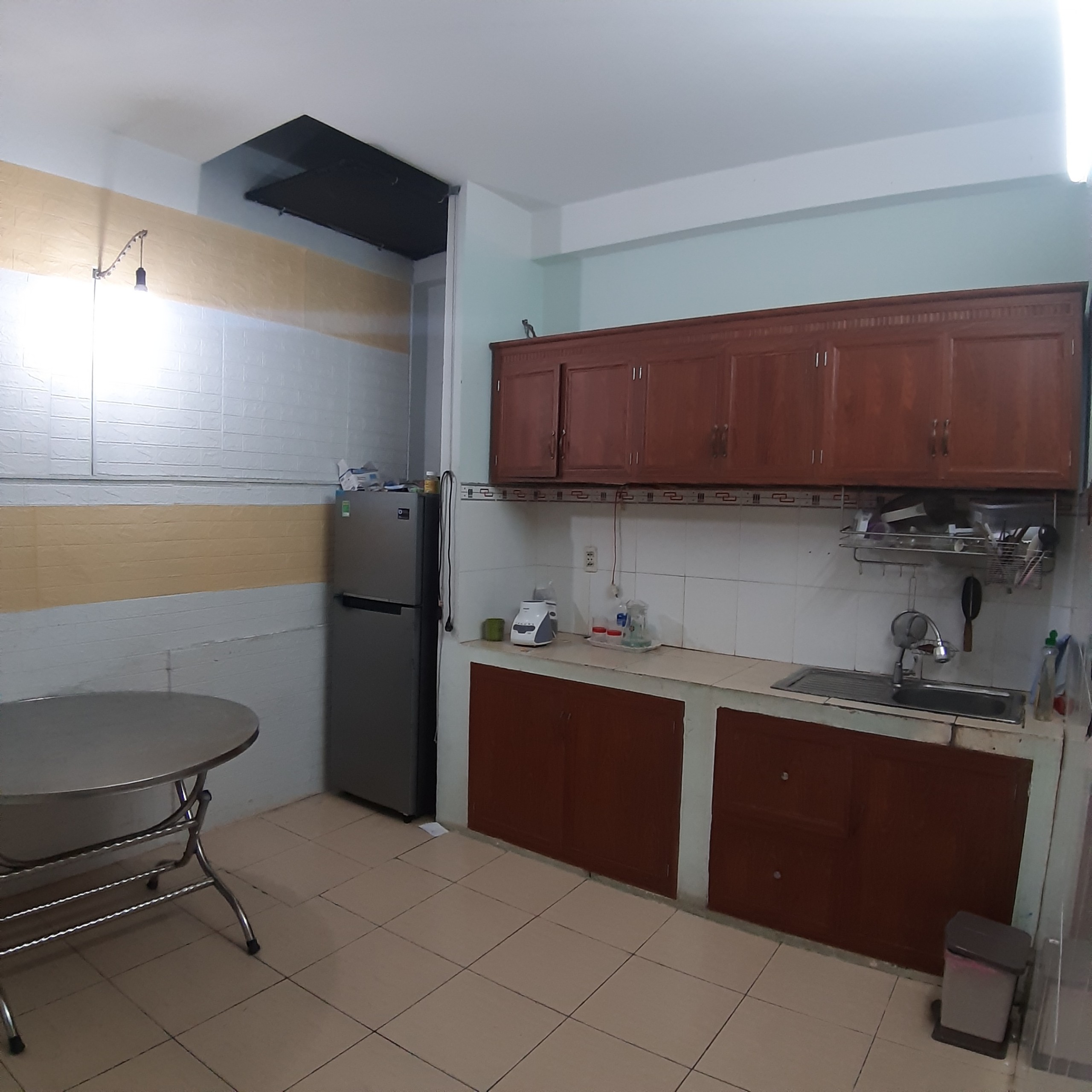 Chính Chủ Cho Thuê Nguyên Lầu 1 Gồm 2 Pn, Nội Thất Cơ Bản Đường 279 Phường Phước Long B, Gần Vòng Xoay Liên Phường,