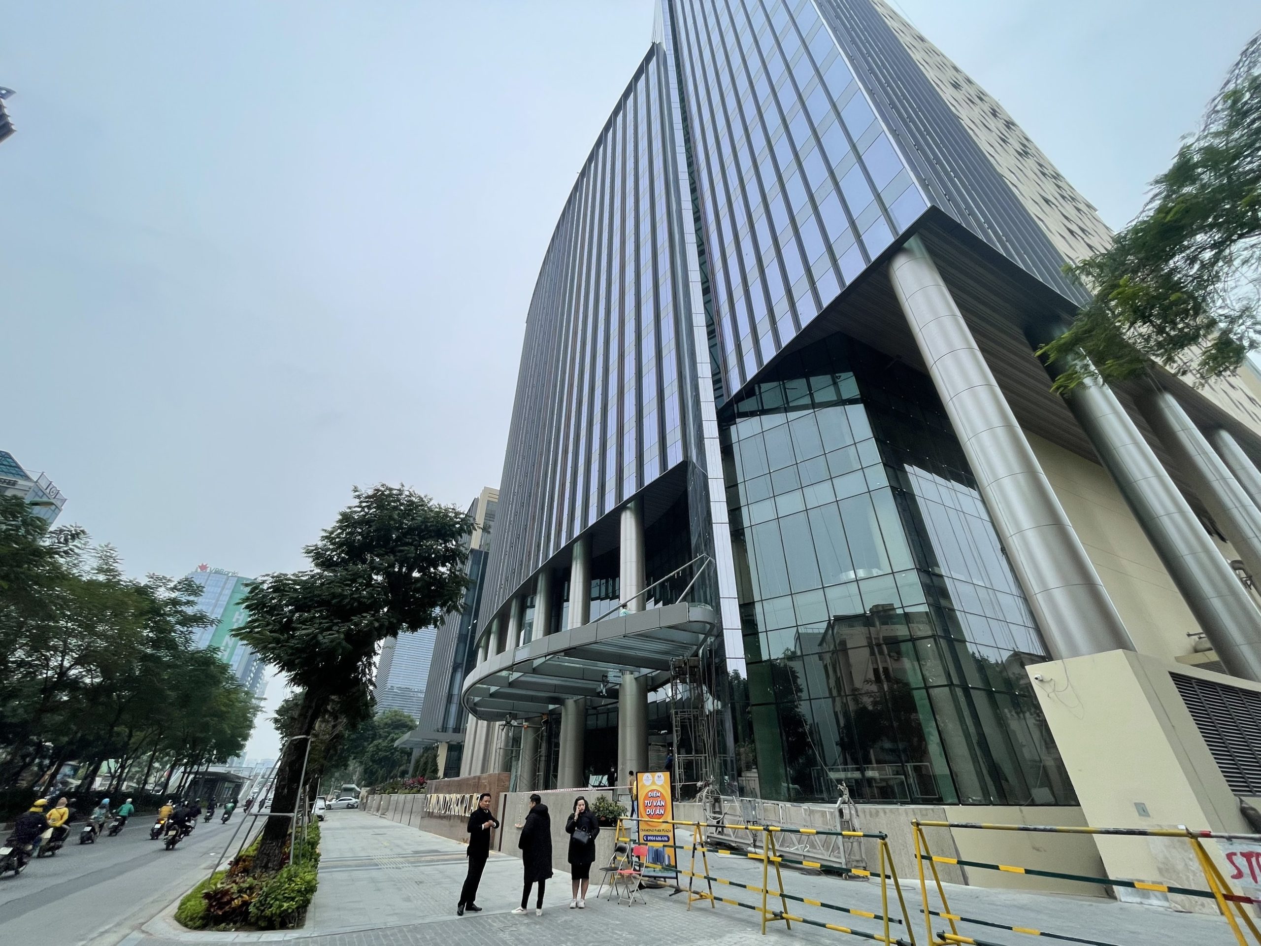 HOT. Cho thuê mặt bằng kinh doanh mô hình F&B tại dự án TTTM Diamond Park Plaza 16 Láng Hạ - giá chỉ từ 580.000/m2