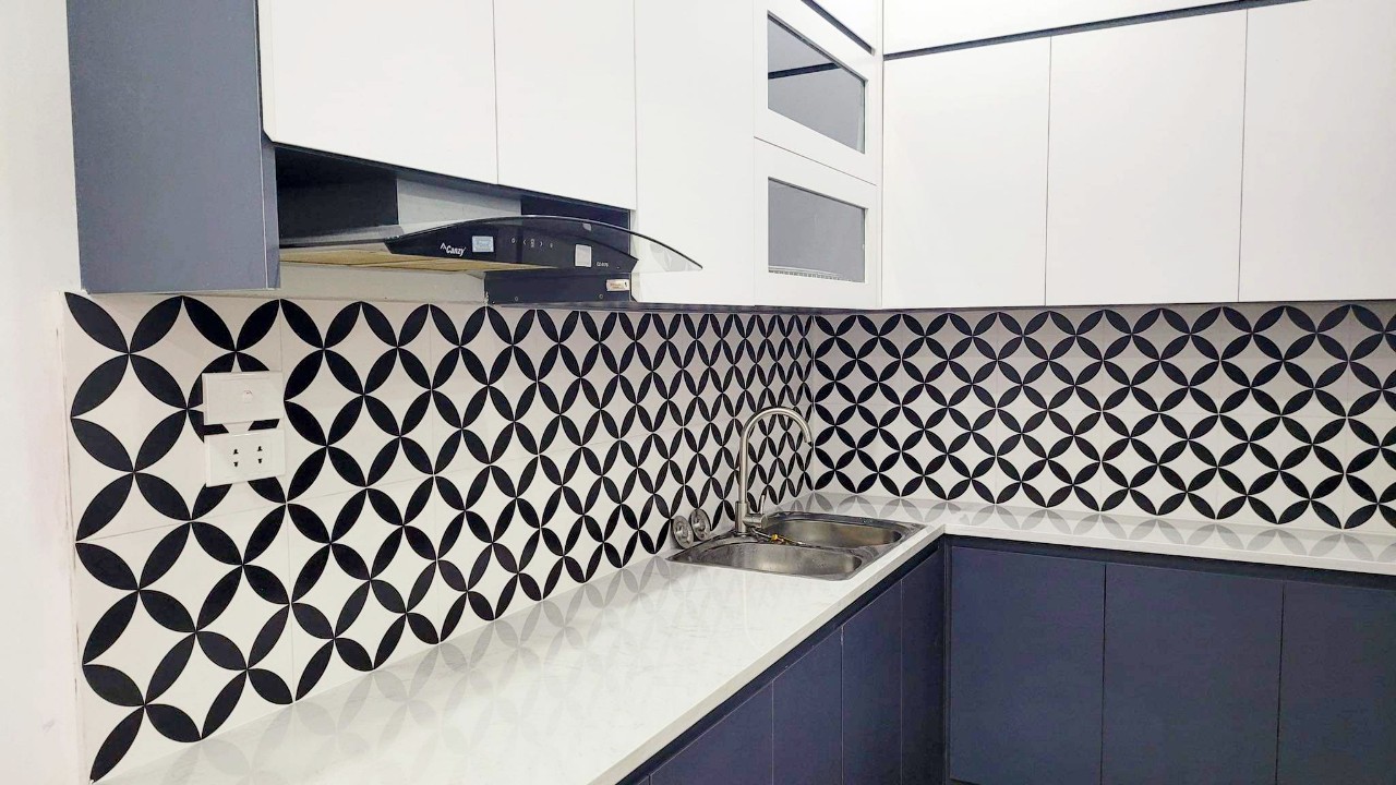 Chỉ hơn 2 tỷ có ngay căn góc CC CT5C Mễ Trì Hạ, DT 77m, 2 ngủ, 2VS, Full nội thất xịn