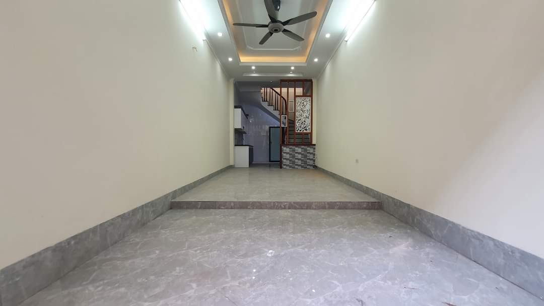 Siêu phẩm nhà đẹp Lĩnh Nam, sát ô tô 5 tầng lung linh, 3,6 tỷ, sổ vuông đẹp