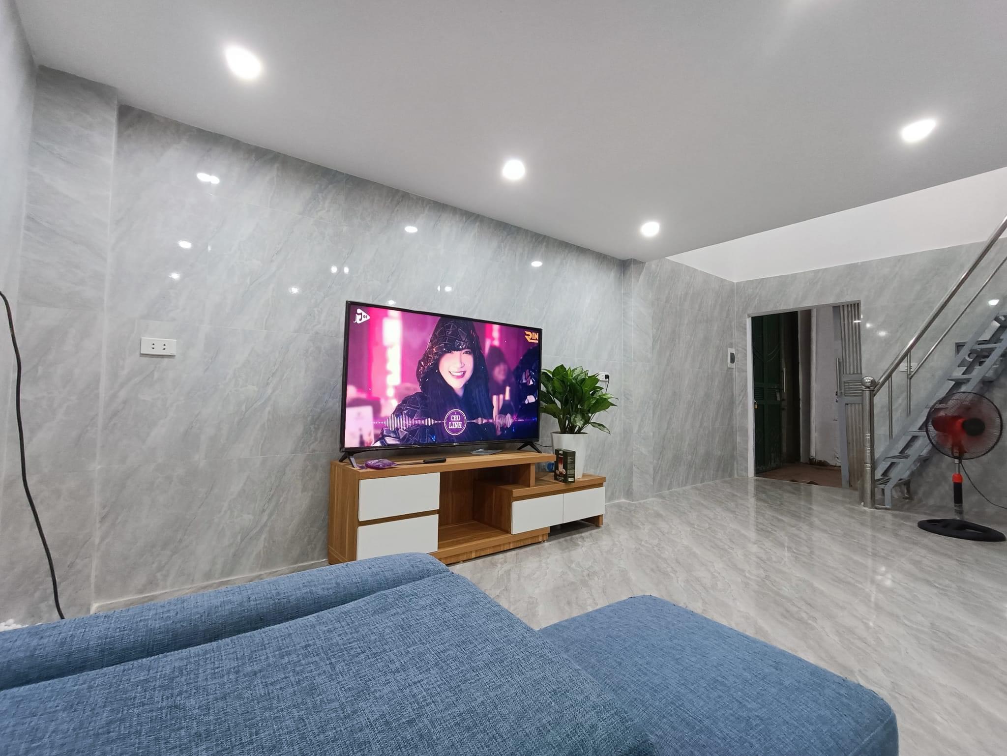 SIÊU PHẨM RẺ ĐẸP NHẤT HOÀNG MAI- NGÕ NÔNG,RỘNG THOÁNG VÀI BƯỚC RA PHỐ,NHÀ MỚI FULL NỘI THẤT 36M2 2PN CHỈ 2,3 TỶ