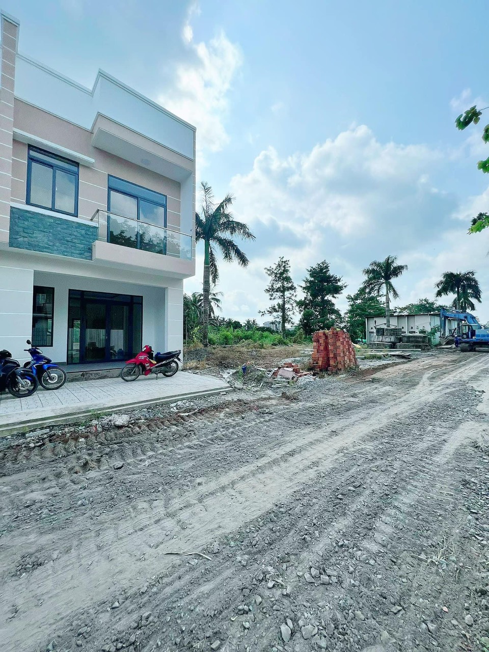 Mùa WC khắc nghiệt cần ra đi lô đất ngay quốc lộ 1A giá chỉ tầm 750tr-1tỷ