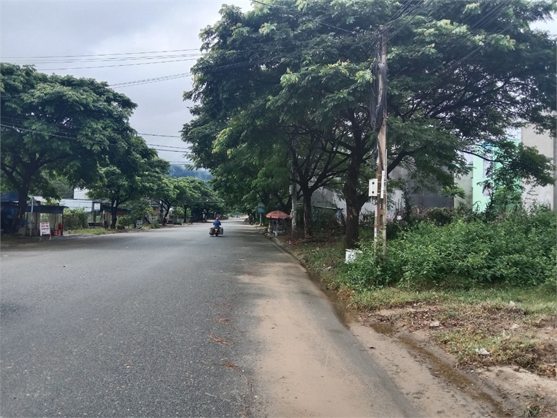 CHỦ CẦN BAN LÔ TDC ĐẤT LÀNH 64MV GIÁ 1TY8