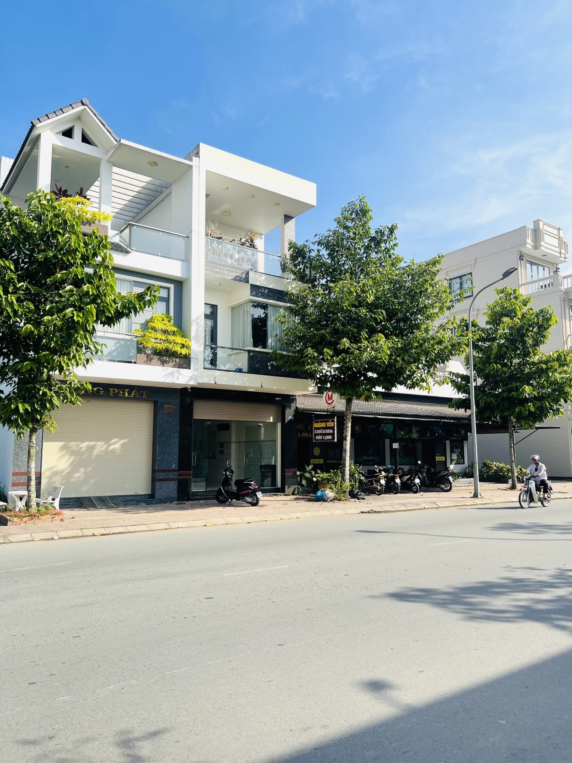 Cần bán gấp nhà mặt phố, có trả có bán. Mặt tiền đường Nguyễn Công Bình, Mỹ Tho, Tiền Giang