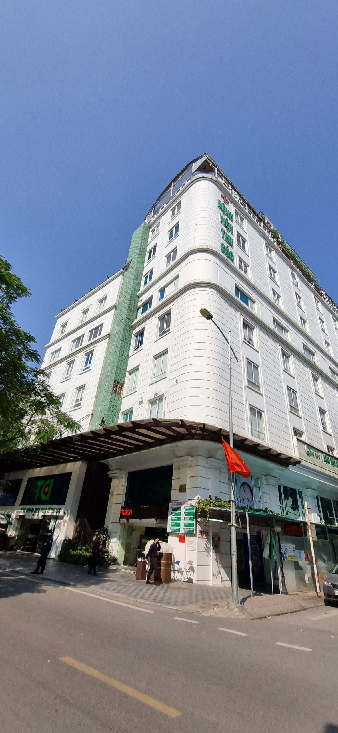 HIẾM…BÁN NHÀ MẶT QUẬN TÂY HỒ , PHỐ MỚI ĐỒNG CỔ, CÁCH BV THU CÚC 145m. DT 110m, MT 6,5m, GIÁ 210TR/M