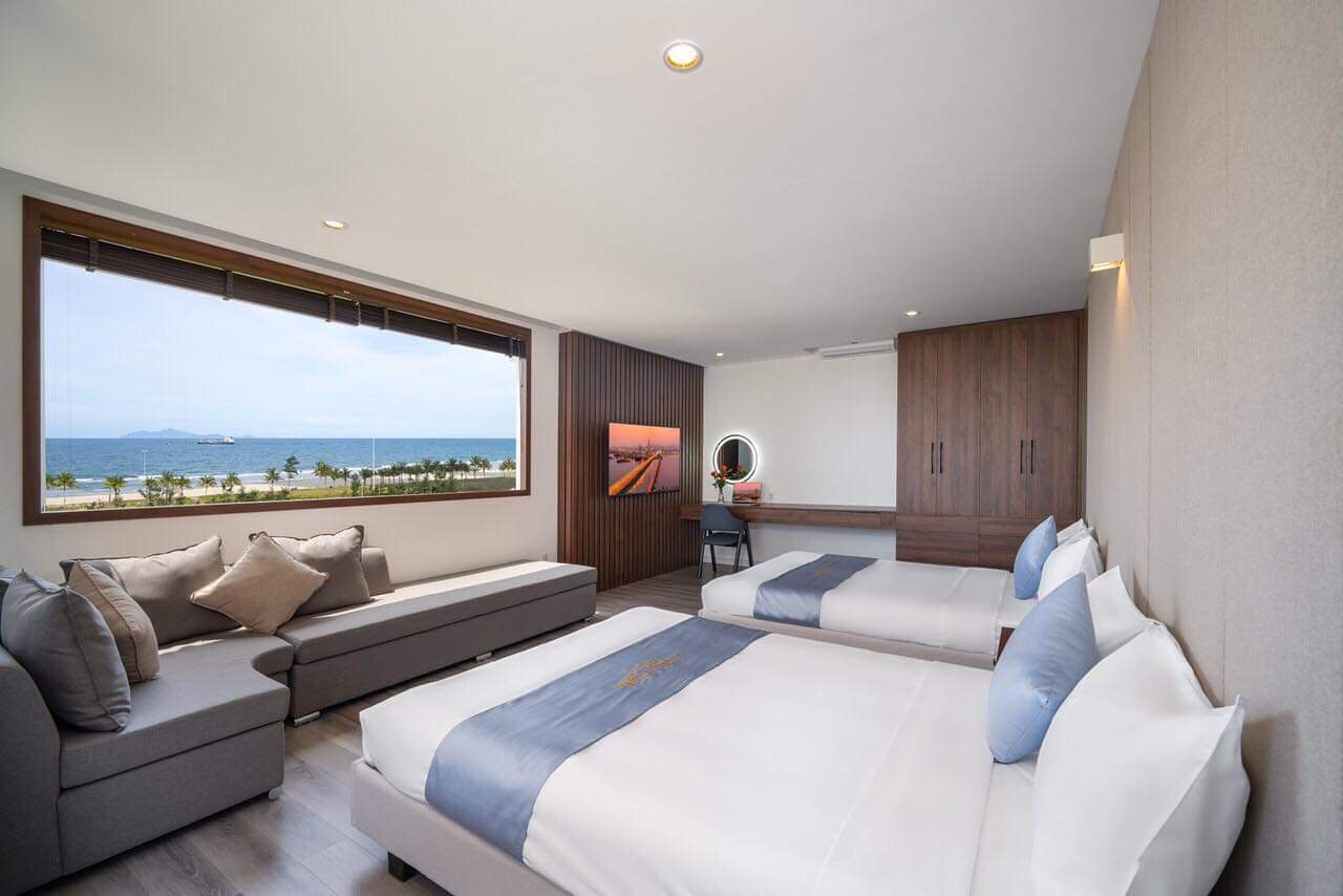 Đà Nẵng-Khách sạn View biển Sơn Trà-5 tầng thang máy-240m-21P-Đầu tư sinh lời.Giá đầu tư