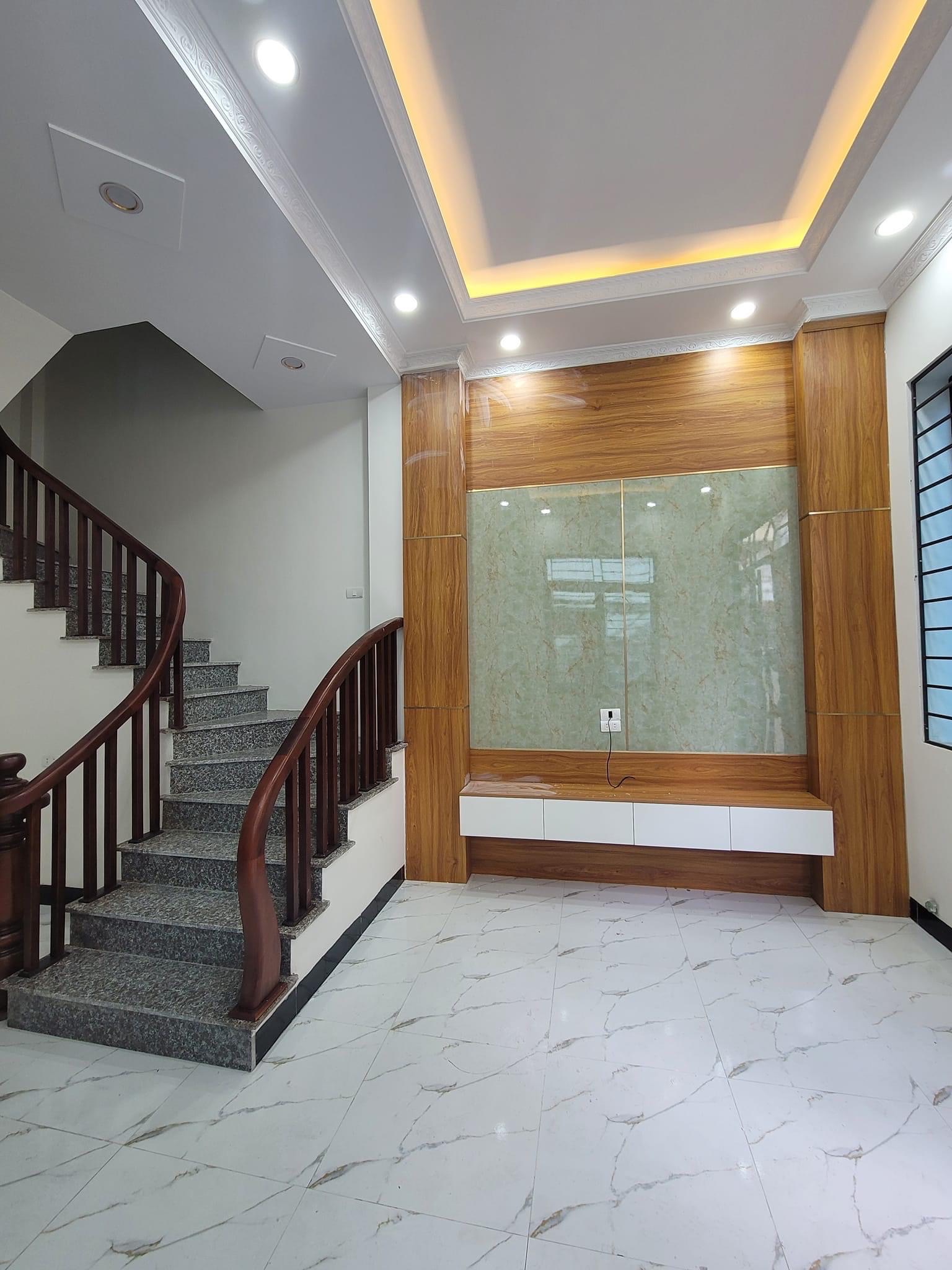 Bán nhà lô góc Quang Trung , Hà Đông ,ô tô đỗ gần , giá chỉ 3,8 tỷ