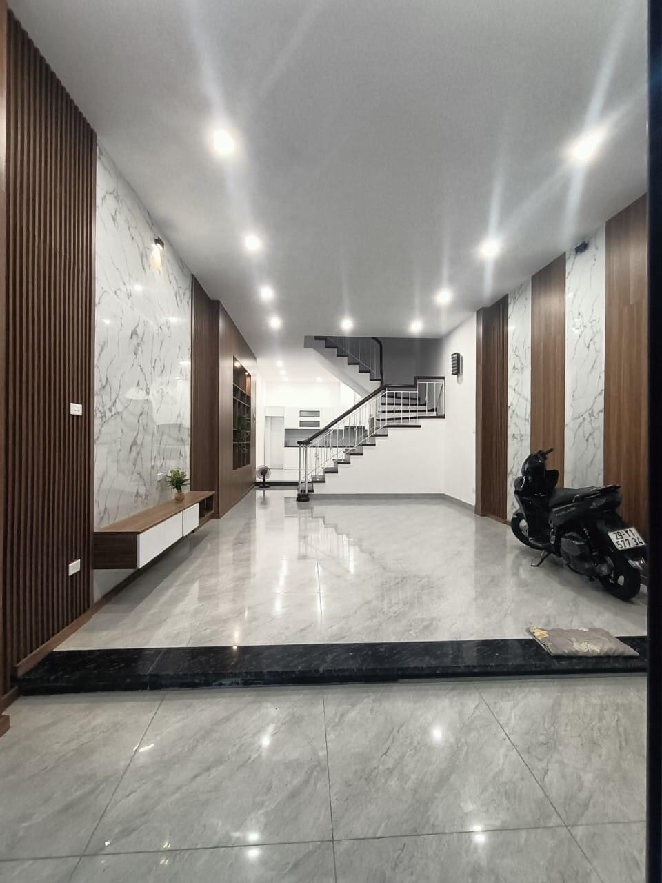 BÁN NHÀ QUAN HOA, NHÀ ĐẸP, 70M* 4TANG, MT 4,8M, GẦN PHỐ, 2 MẶT THOÁNG, GIÁ 7,25 TỶ