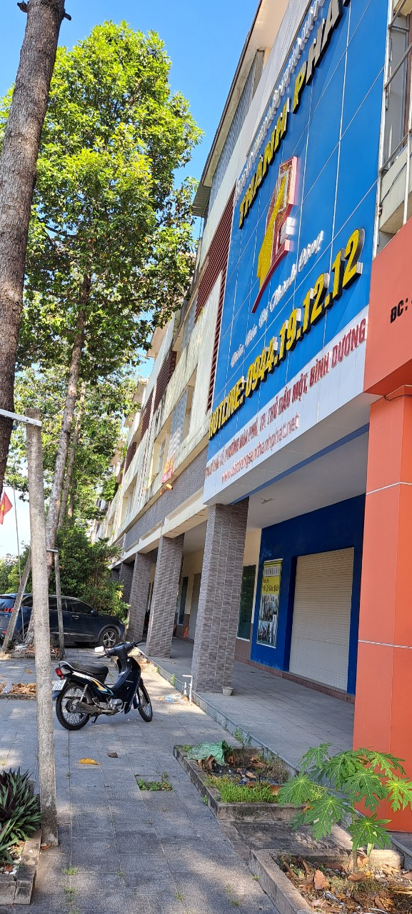 CHO THUÊ NHÀ NGUYÊN CĂN MẶT TIỀN ĐƯỜNG LÝ THÁI TỔ THUẬN TIỆN KD