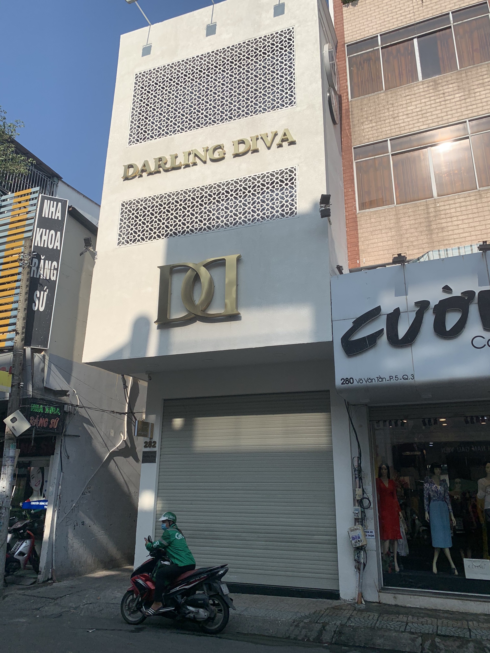 Cho thuê NC mặt tiền Nguyễn Thị Minh Khai quận 1.