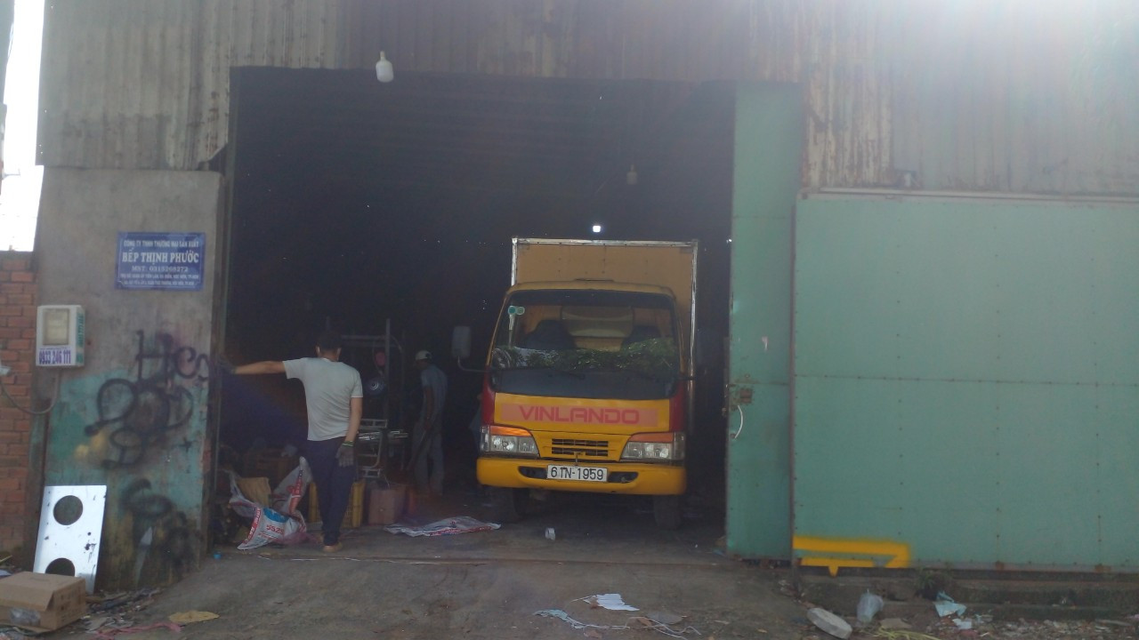 CHO THUÊ XƯỞNG 300 M2 ĐƯỜNG PHẠM VĂN SÁNG, ẤP 2, XUÂN THỚI THƯỢNG HOOC MÔN