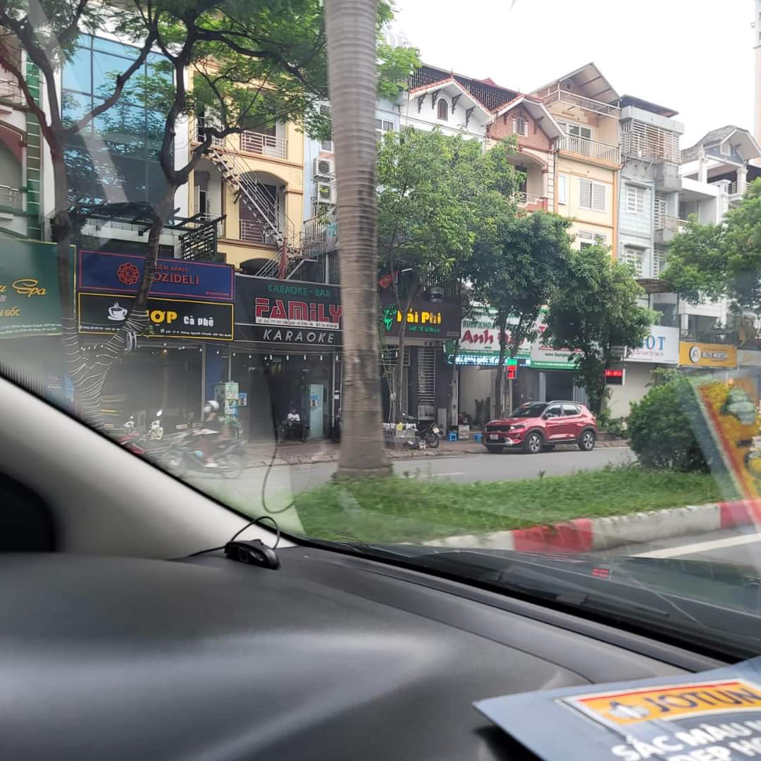 HIẾM NHÀ BÁN MẶT PHỐ NGUYỄN KHUYẾN KINH DOANH ĐỈNH(CAM KẾT THÔNG TIN THẬT)