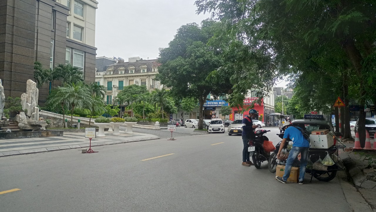 280m2