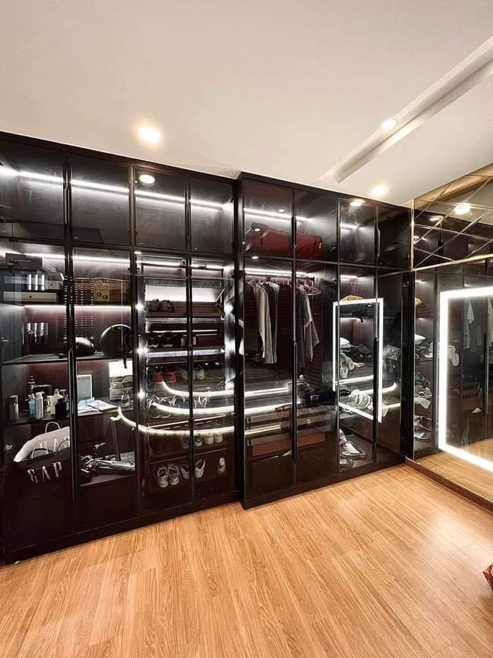 Bán Nhà MT Phú Nhuận 4 Tầng Mới Đẹp 46m2 Giá 8 tỷ 7