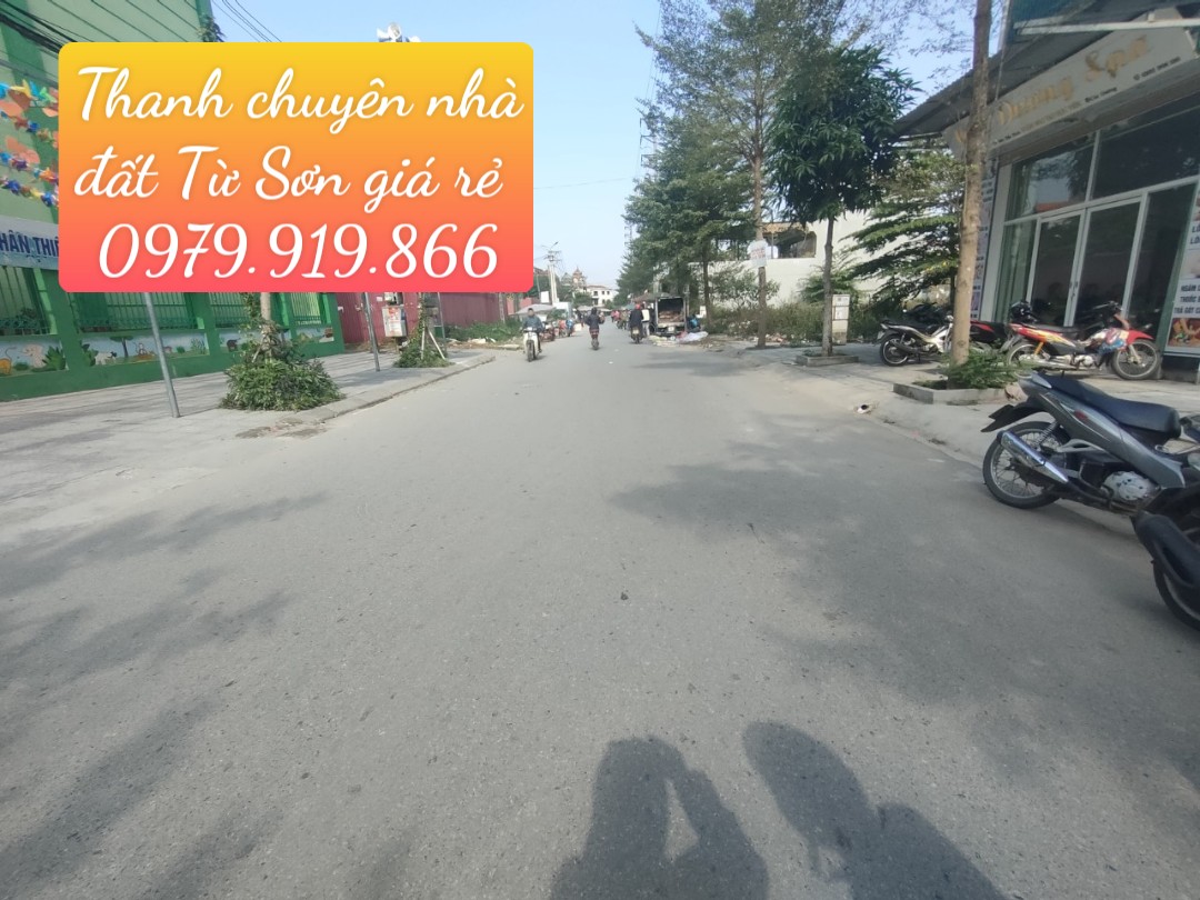 DIỆN TÍCH 100 M MẶT TIỀN 5 M GIÁ CHỈ 2,2 TỶ NHANH TAY nhanh tay trước khi em bán cho người khác phường Hương Mạc