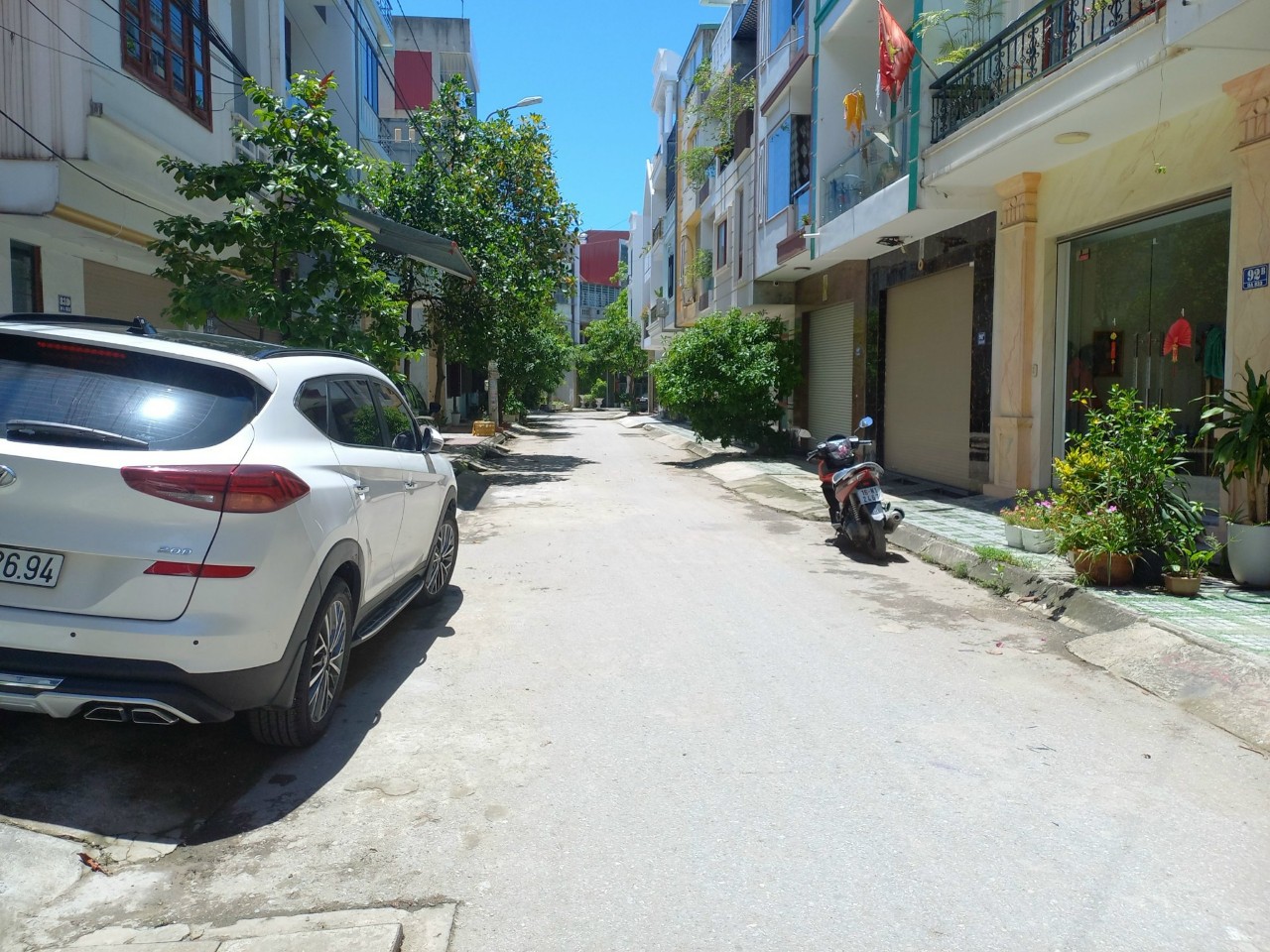 Bán nhà 3 tầng, diện tích 68m2, giá 4.89 tỷ