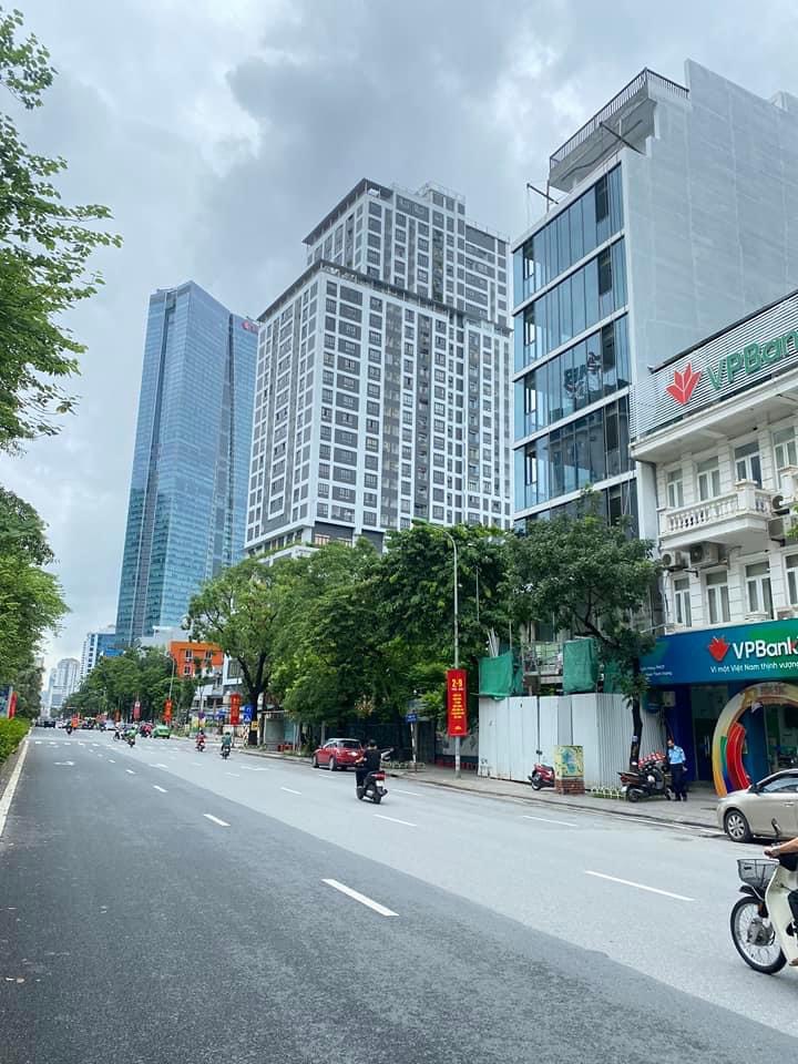 MẢNH ĐẤT KIM CƯƠNG- PHỐ LIỄU GIAI 350m2, Mặt tiền 40m- Lô Góc 1 Mặt Phố 1 Mặt Ngõ- 250 Tỷ, Pháp Lý Sạch, Mua Bán Ngay