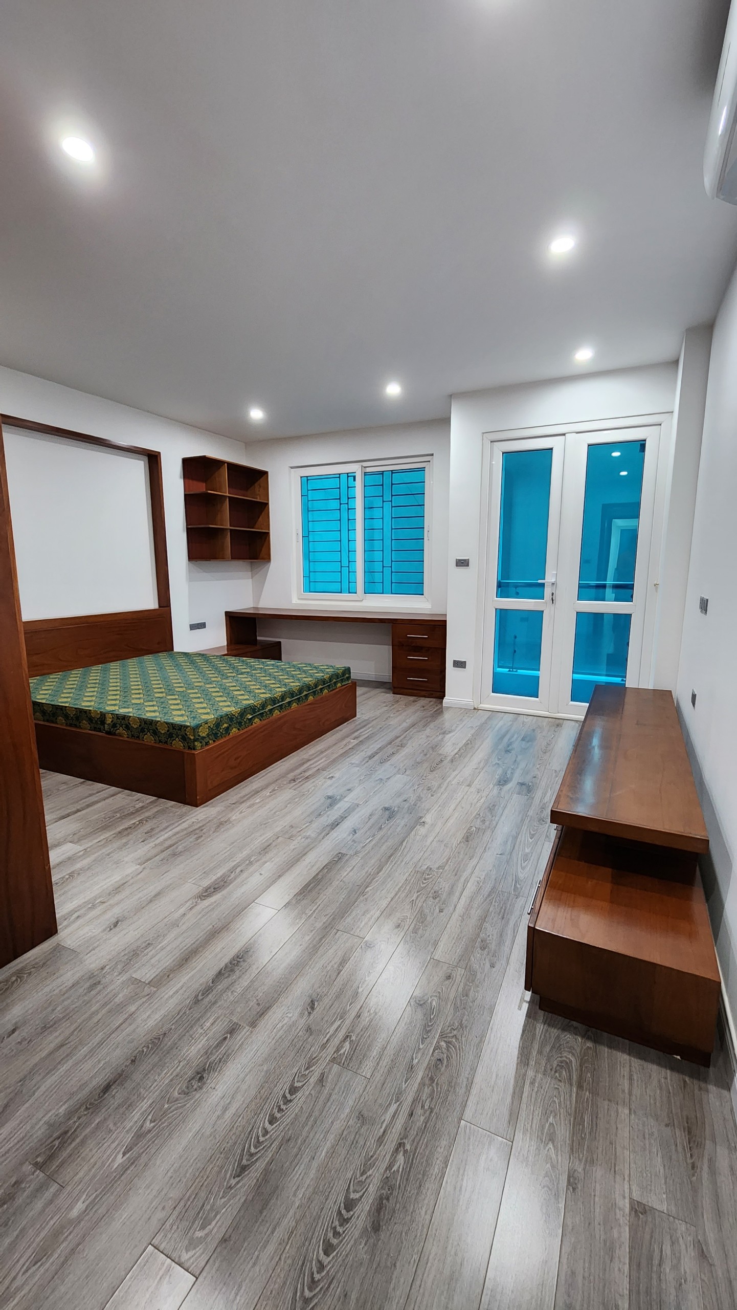 Bán nhà X5 Mai Dịch, Phố Dương Khuê, Cầu Giấy. DT 61 m2, ô tô, kinh doanh, văn phòng, giá 19,5 tỷ