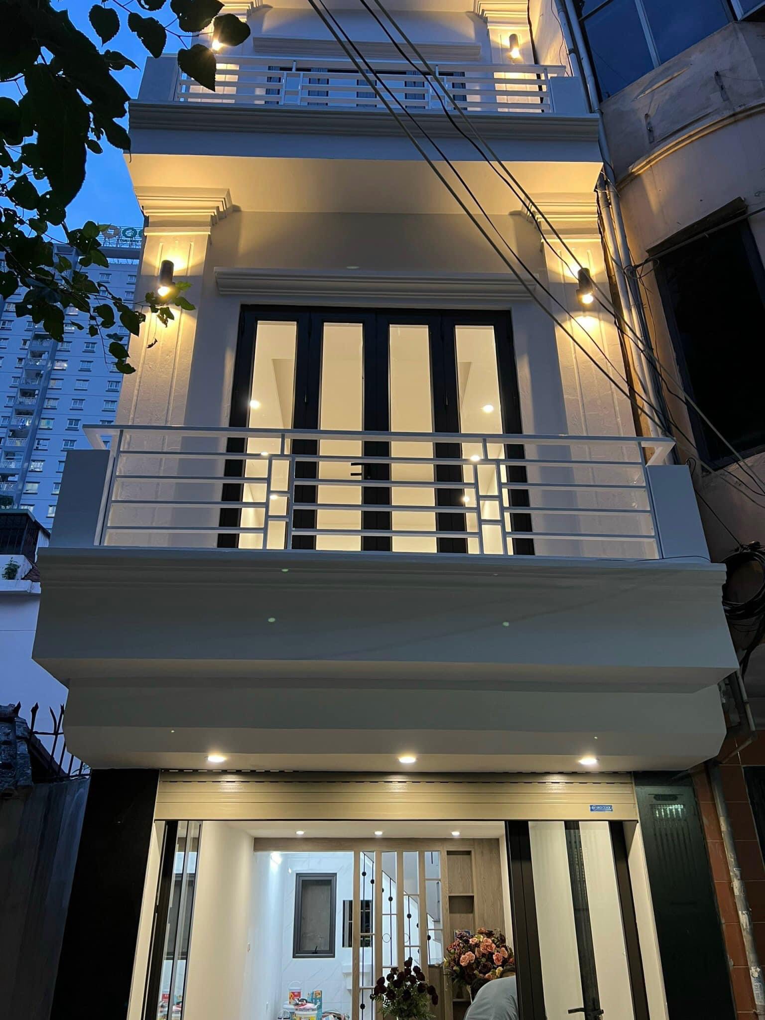 HIẾM BÁN NHÀ MỚI THÁI HÀ, Ô TÔ TRÁNH, 38M*4 TẦNG, MT 3,4M, GIÁ 8,2 TỶ