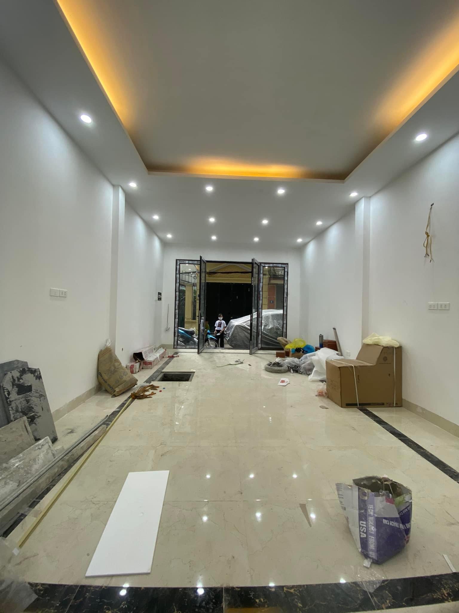 BÁN NHÀ PHỐ TÂY SƠN, ĐỐNG ĐA, Ô TÔ TRÁNH, KINH DOANH, 35M2 x 5 TẦNG, GIÁ 6.59 TỶ