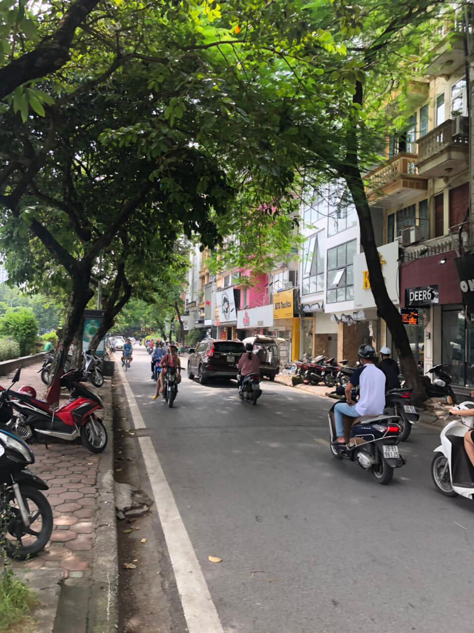 BÁN NHANH CĂN NHÀ MẶT PHỐ HỒ ĐẮC DI- ĐỐNG ĐA- VIEW HỒ- VỈA HÈ 2 BÊN- KINH DOANH ĐỈNH- 60M2 MT5M- 24 TỶ.