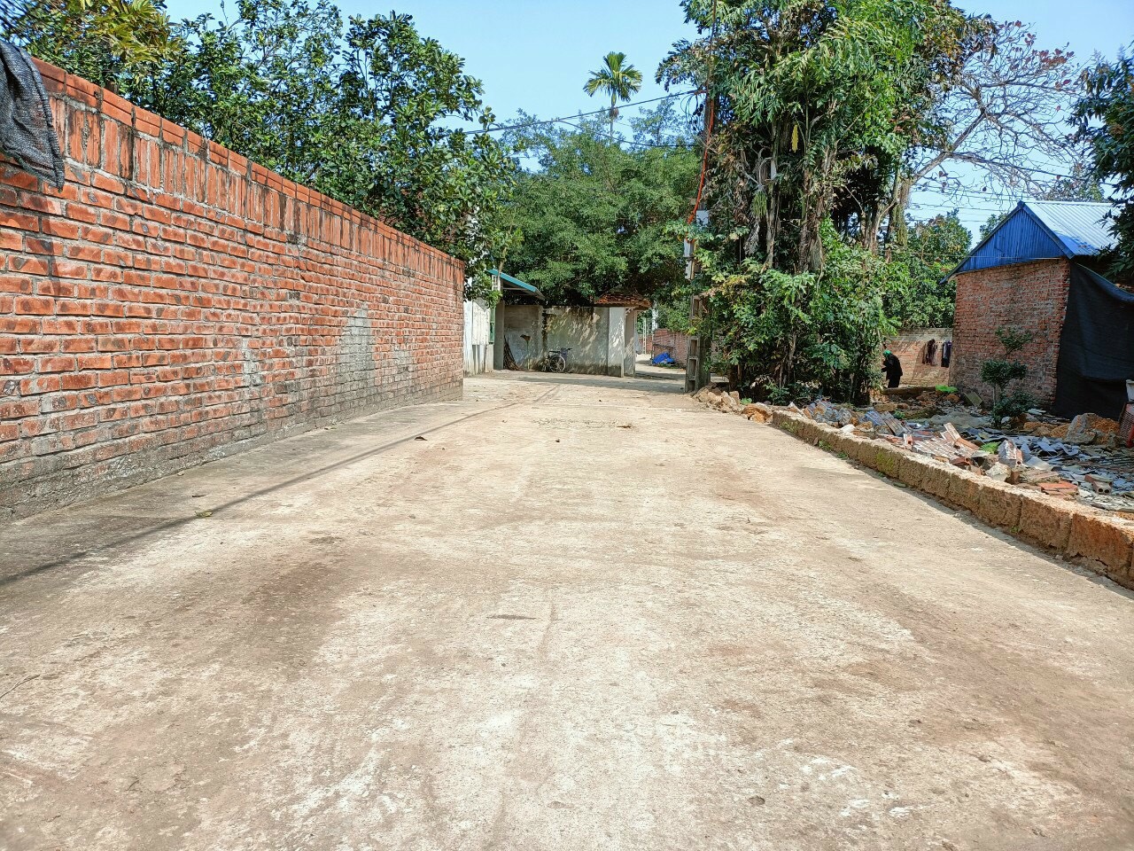 CẦN BÁN LÔ GÓC 90M2 TẠI TÂN XÃ SÁT CNC GIÁ ĐẦU TƯ