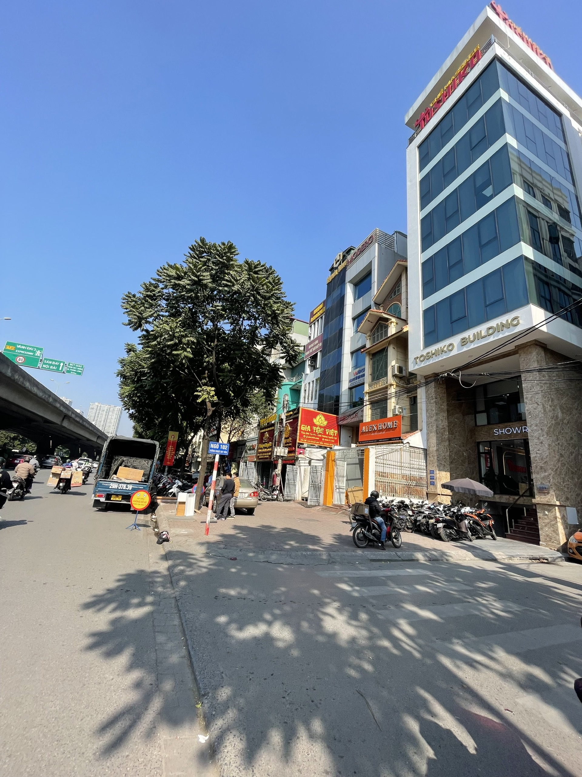 Building văn phòng, Khuất Duy Tiến, Thanh Xuân, 110m2, 9tầng thang máy giá 41tỷ, dòng tiền1.5tỷ/năm