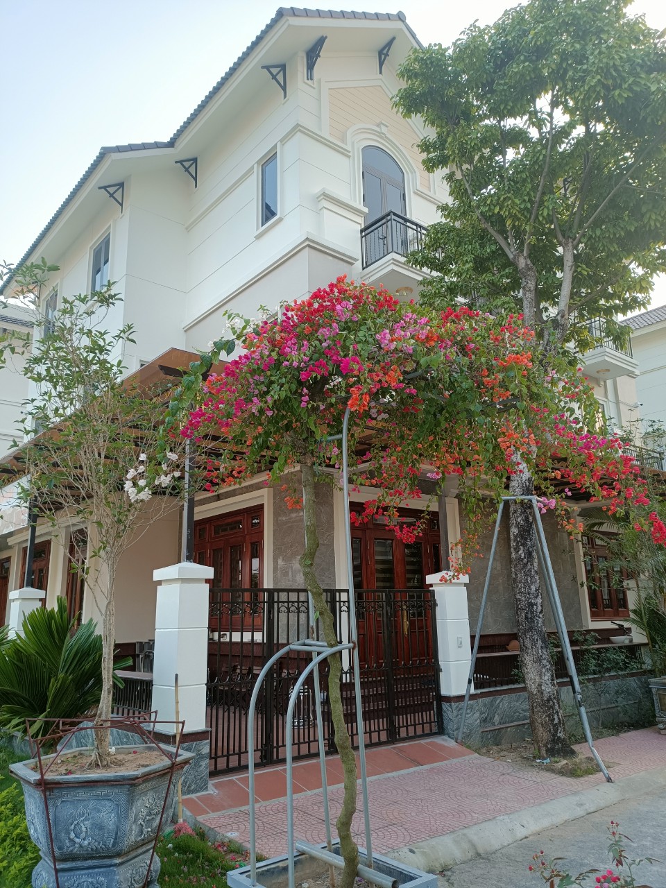 Bán nhà giá rẻ giữa TTTP Từ Sơn, vị trí đắc địa, áp sát đường cao tốc, tiênj ích đầy đủ.