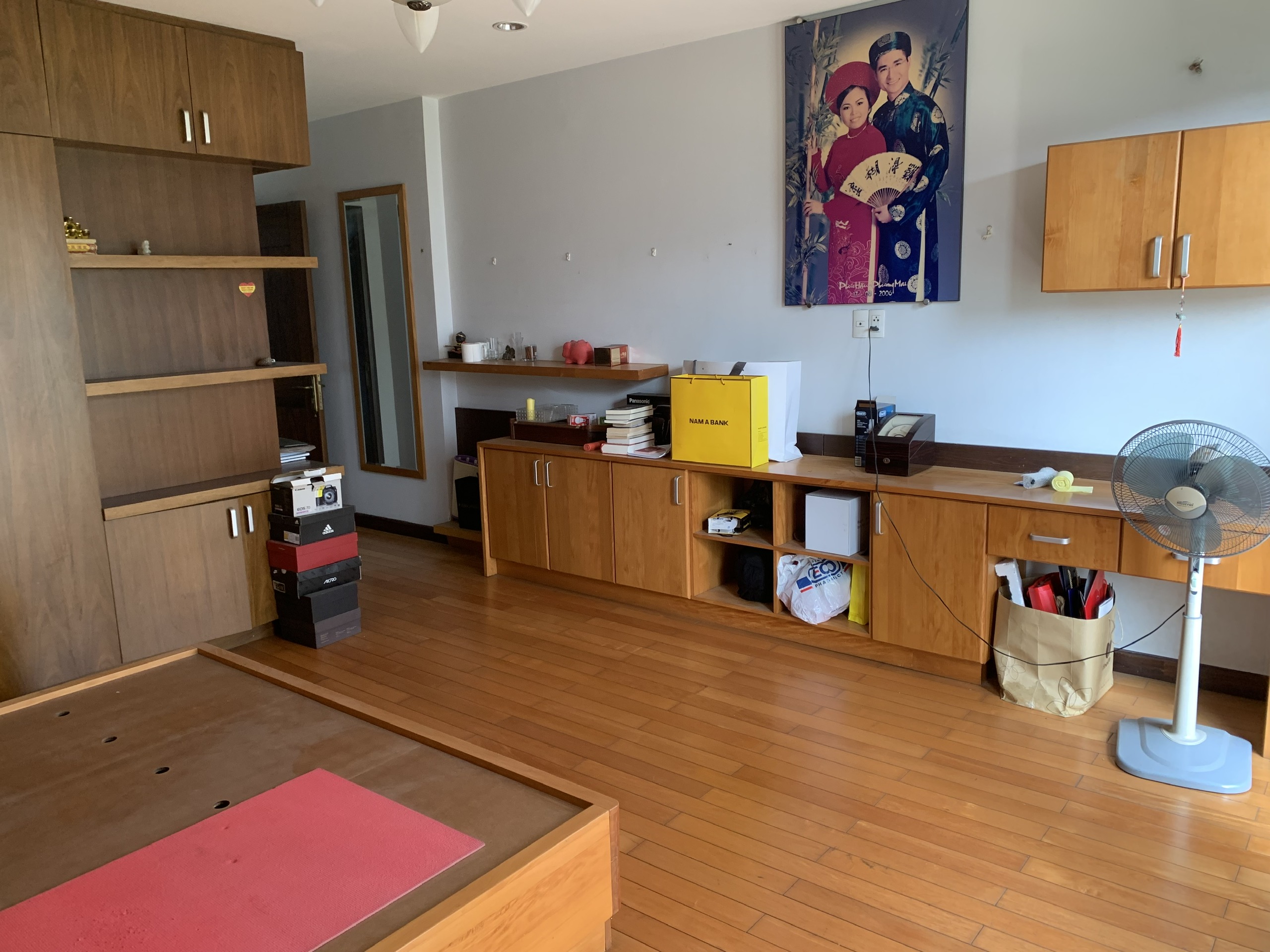 Nhà nguyên căn cho thuê khu Trung Sơn gần Chung Cư MIA.DT 5x20,trệt 3 lầu 6pn.Giá 22tr/th rẻ nhất khu vực